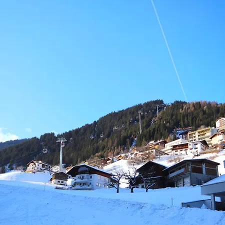 Romantica-3 By Interhome * كابل