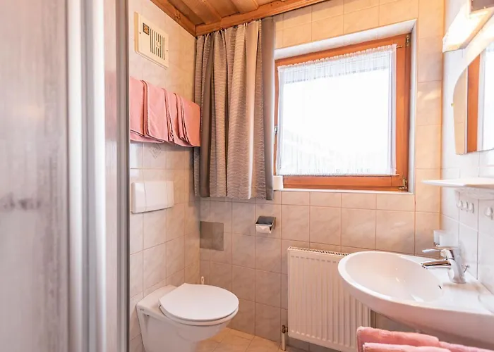 Romantica-3 By Interhome * كابل