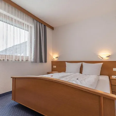 Romantica-3 By Interhome