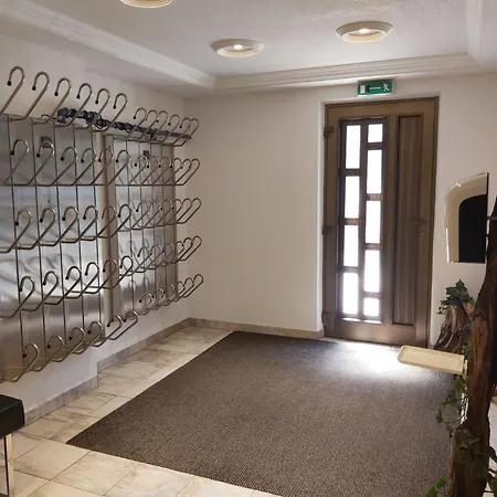 Romantica-3 By Interhome