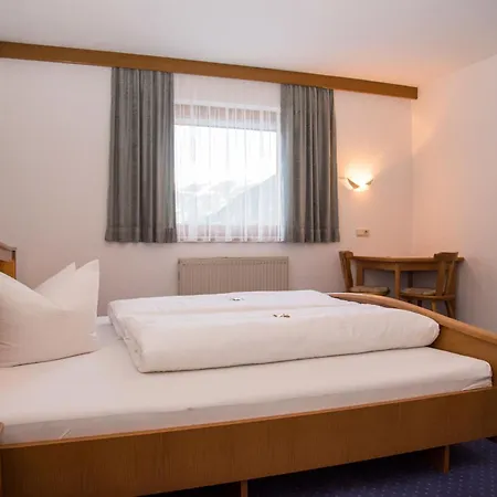 Romantica-3 By Interhome